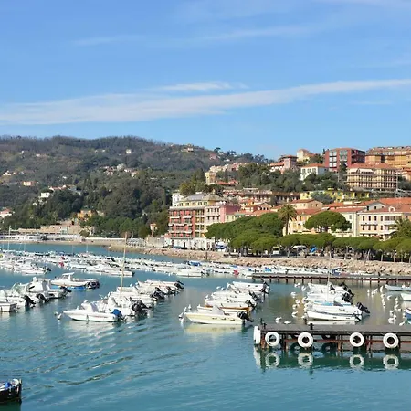 Lacasettablu Lerici