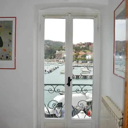 Lacasettablu Lerici